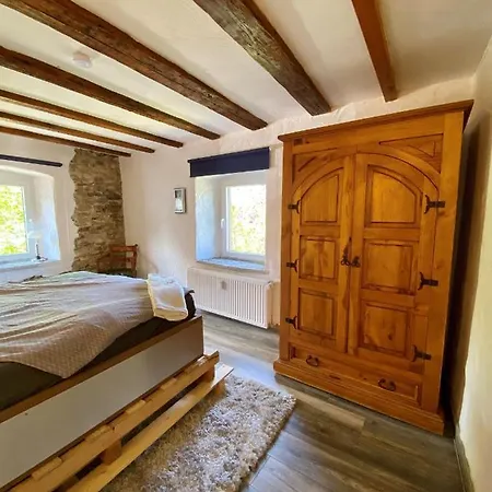 아파트 Maisonette Eifel, Mit Sauna Und Whirlpool