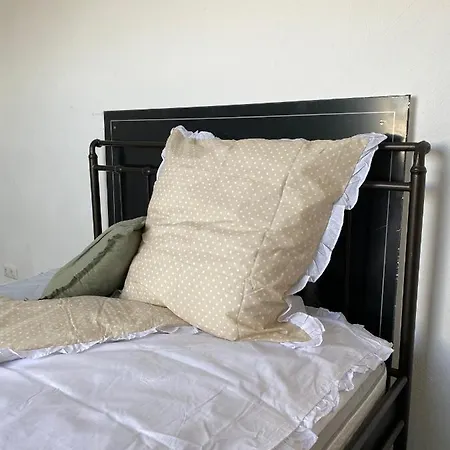 Maisonette Eifel, Mit Sauna Und Whirlpool 크로넨버그