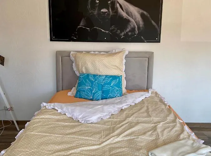 Maisonette Eifel, Mit Sauna Und Whirlpool Apartament