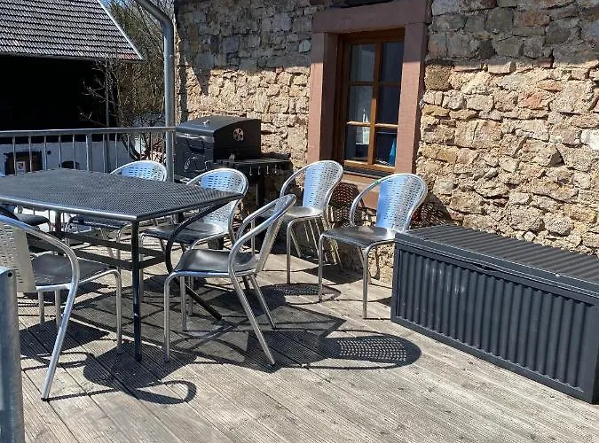 Maisonette Eifel, Mit Sauna Und Whirlpool Apartament